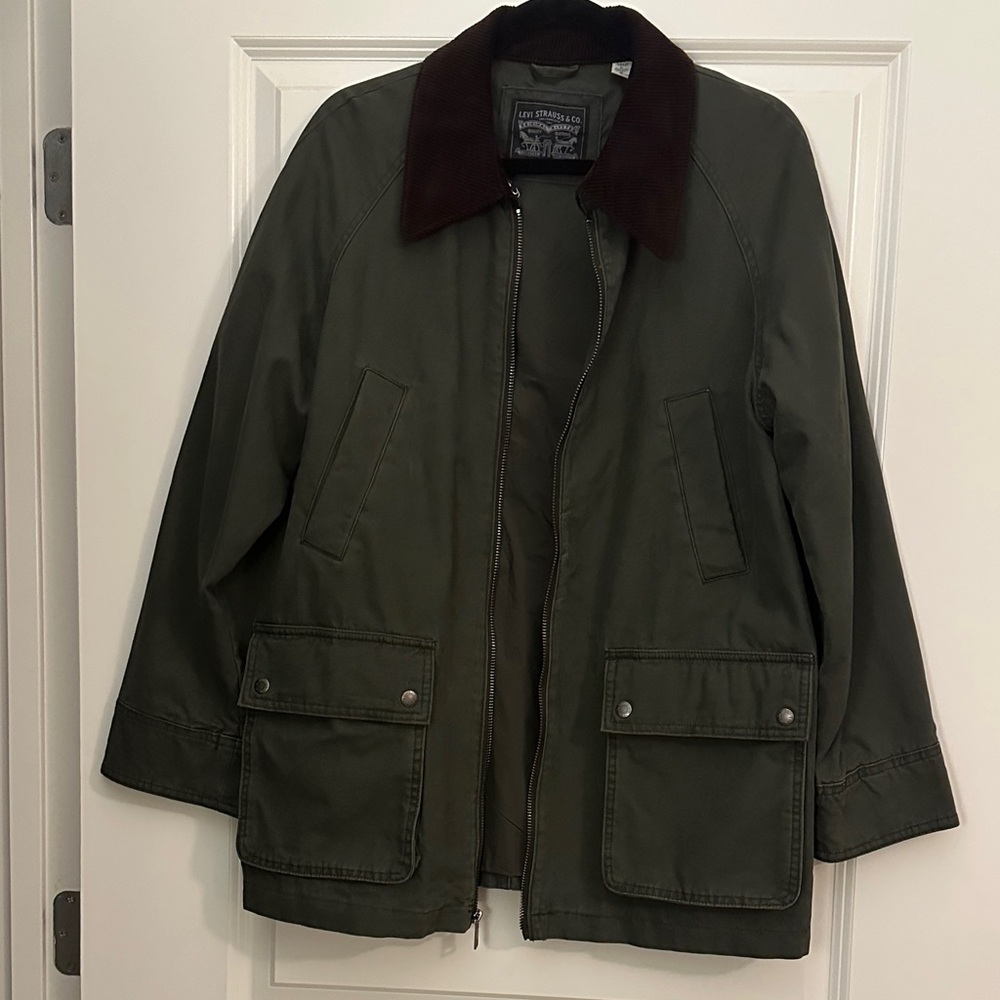 Levi’s oversized Olive Green barn Jacket with Corduroy Collar NWOT